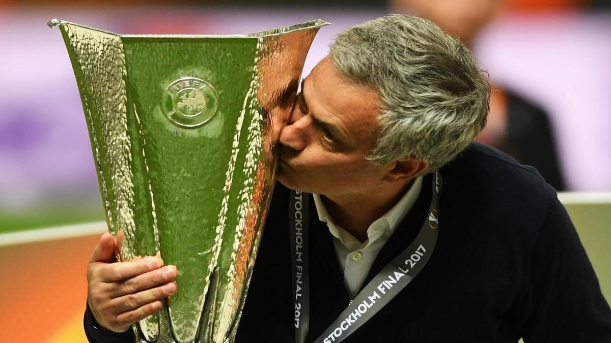 Tottenham manager Jose Mourinho